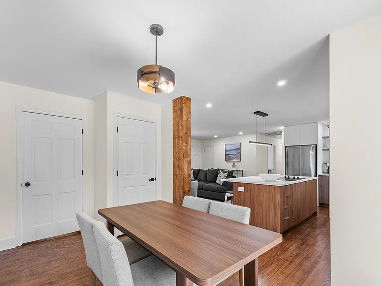 2014 Sandhurst Dr — Photo 14