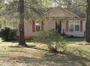 1872 Bethania Rural Hall Rd, Winston Salem, NC 27106