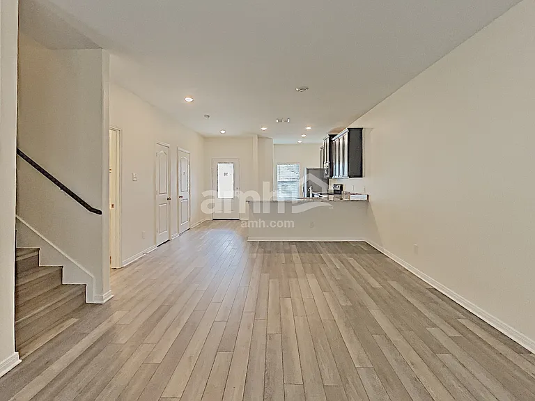 7929 Cactus Plum Dr — Photo 5