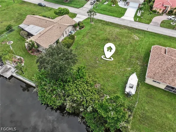 316 SE 21st Ave, Cape Coral, FL 33990