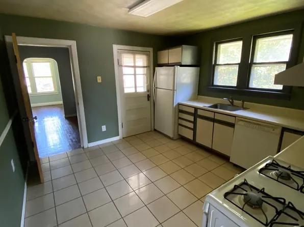 4075 Bowen St, Saint Louis, MO 63116