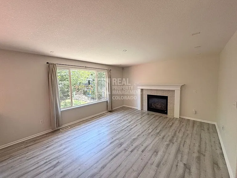 15162 E 118th Ave — Photo 5