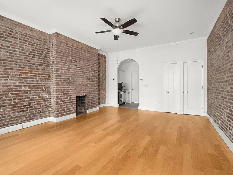 141 Lexington Ave #3F — Photo 4