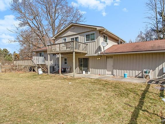 2nd image of 11131 Boyce Dr