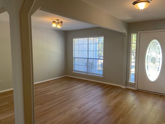 2nd image of 6328 La Mesa St