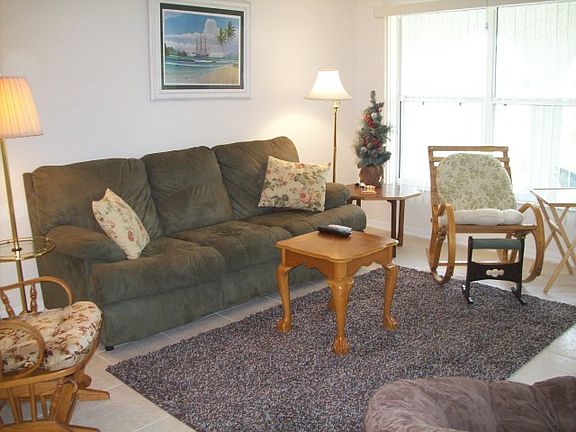 4th image of 220 Shores Blvd