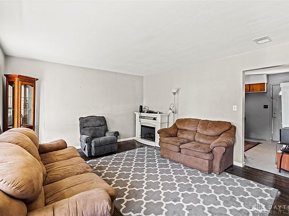 2nd image of 398 N Section St