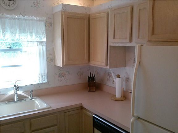 4th image of 1225 NW 21st St #26-2615