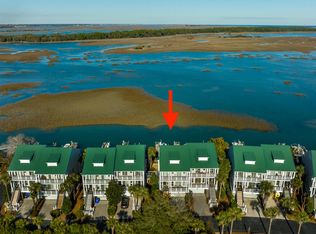 2208 Folly Rd, Charleston, SC 29412