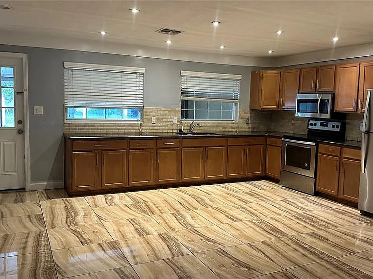 5354 Lanyard Ct — Photo 4