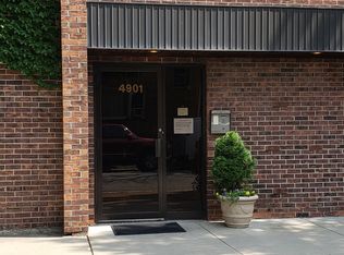 4901 W Winona St APT 2E, Chicago, IL 60630