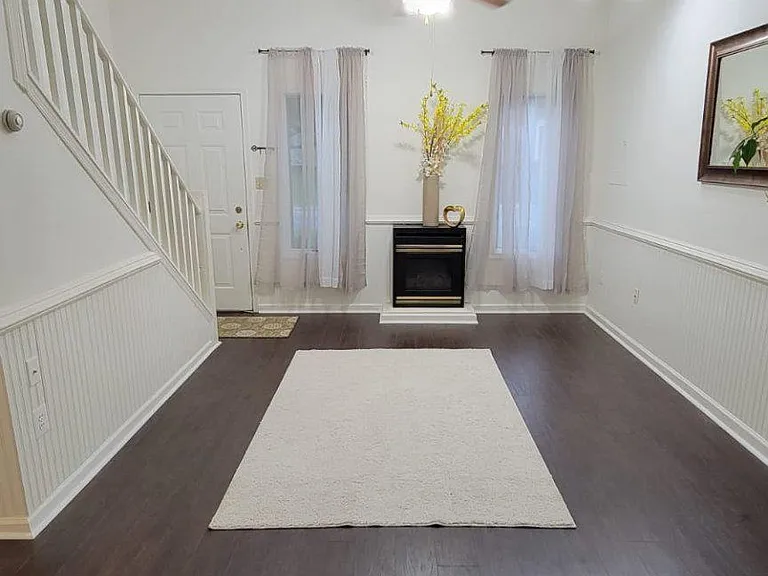 115 Deer Hill Ct — Photo 7