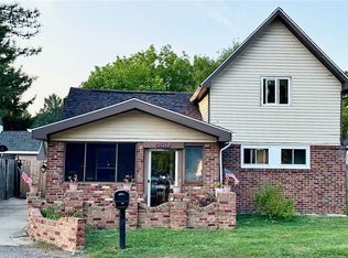 25260 Sprague Rd, Olmsted Falls, OH 44138