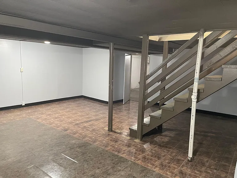 549 Holiday Ave — Photo 14