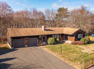 59 Strawberry Hill Rd, Feeding Hills, MA 01030