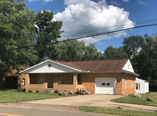 11221 Sandyville Rd NE, Sandyville, OH 44671