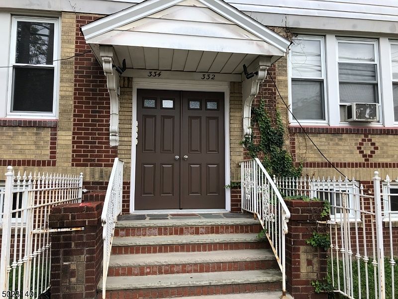 2nd image of 332-334 Ellery Ave Unit 4