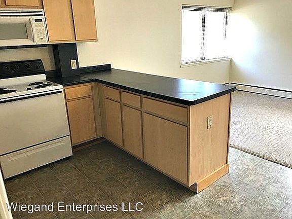 4th image of 2125 W Kilbourn Ave #6391489