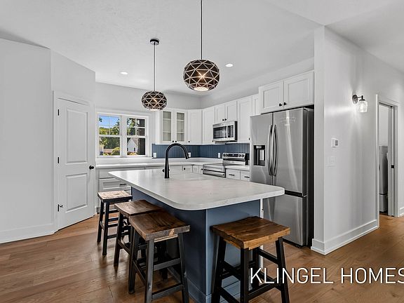 3rd image of 14977 Greybirch Ln