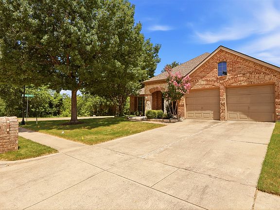 2nd image of 2601 Navasota Dr