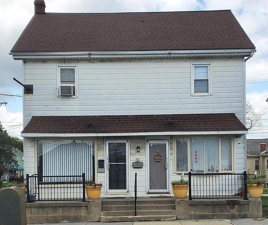 1st image of 129 W Main St