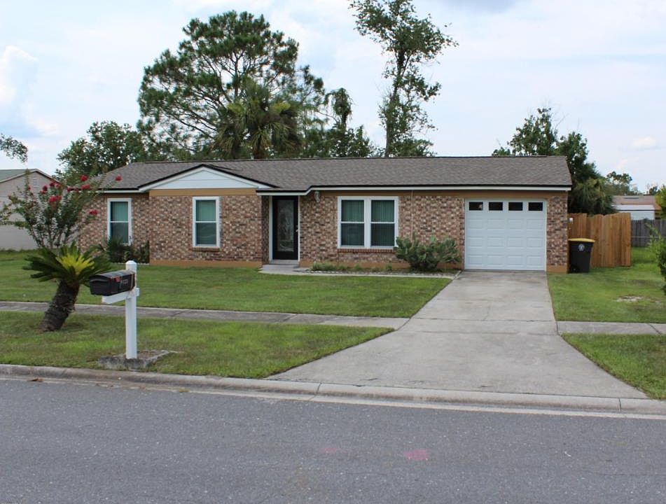 1st image of 8121 Jeanwood Dr