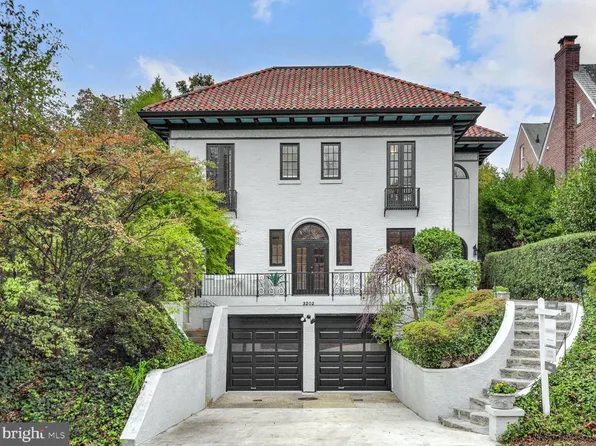 3202 Cleveland Ave NW, Washington, DC 20008