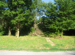 528 N 2nd St, Vinita, OK 74301