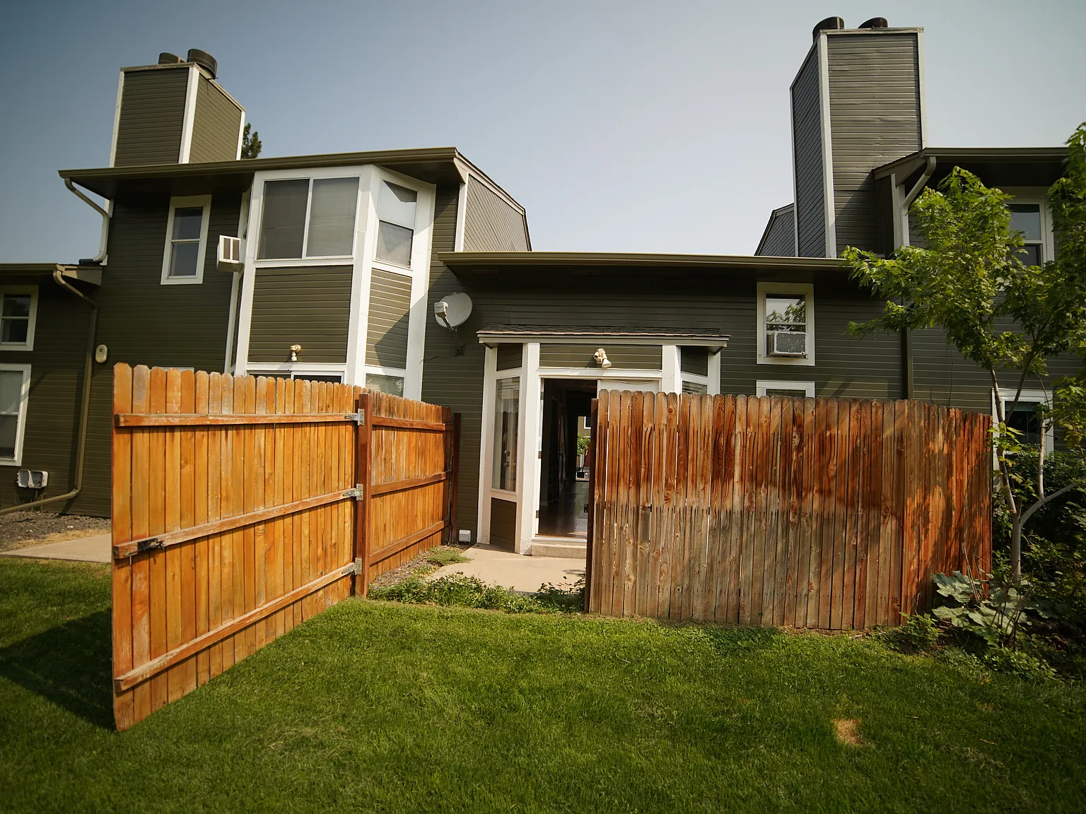 1 bed, 1.5 bath, 874 sqft, $2,250 — Photo 3