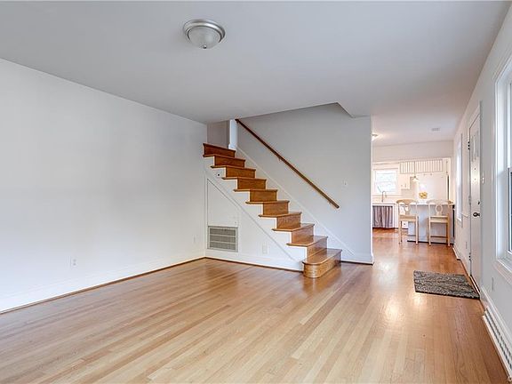 4th image of 9003 Michaux Ln