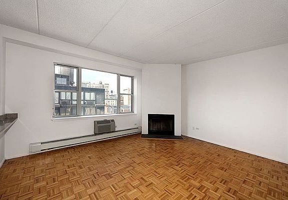 5th image of 301 Elizabeth St Penthouse G