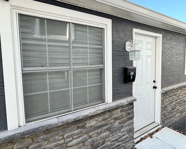 32 W Welch Ave #A — Photo 1