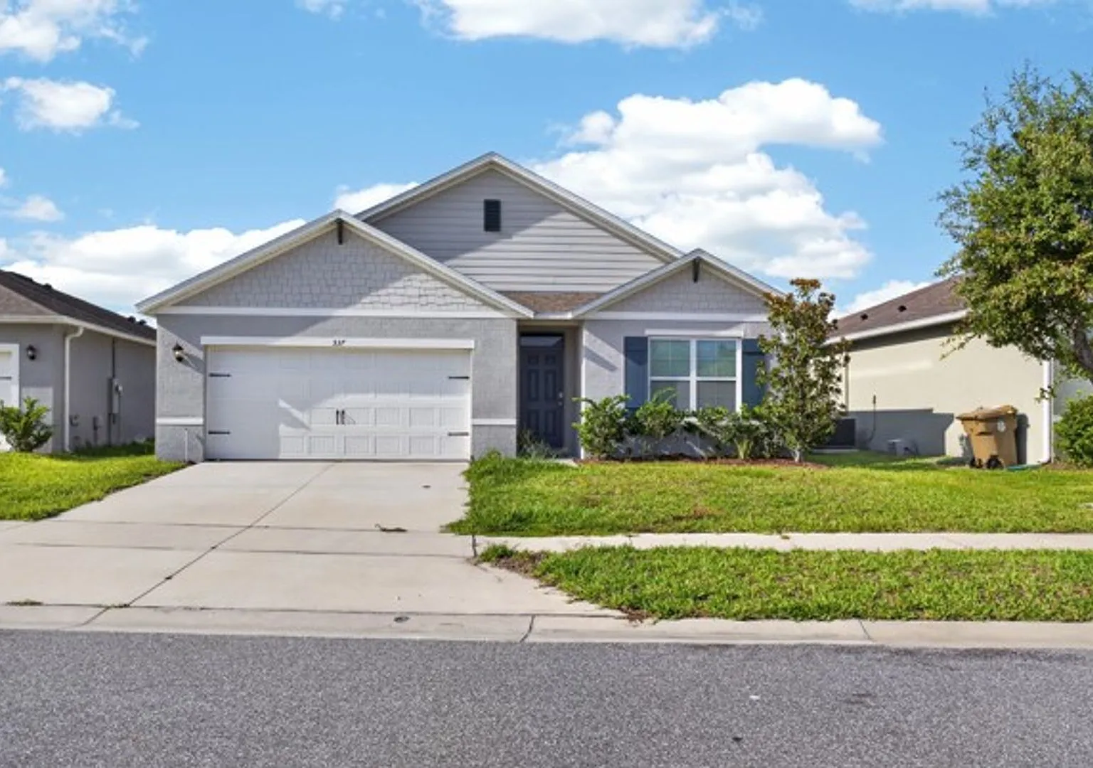 Beautiful 4/2 in St. Cloud with Solar Panels!! Available Now! — Photo 1