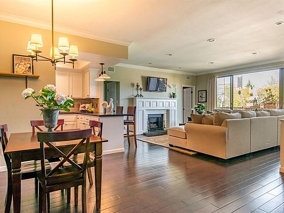 4th image of 1427 Floribunda Ave APT 101