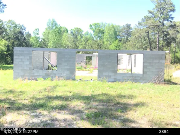 3761 Holley Rd, Lizella, GA 31052