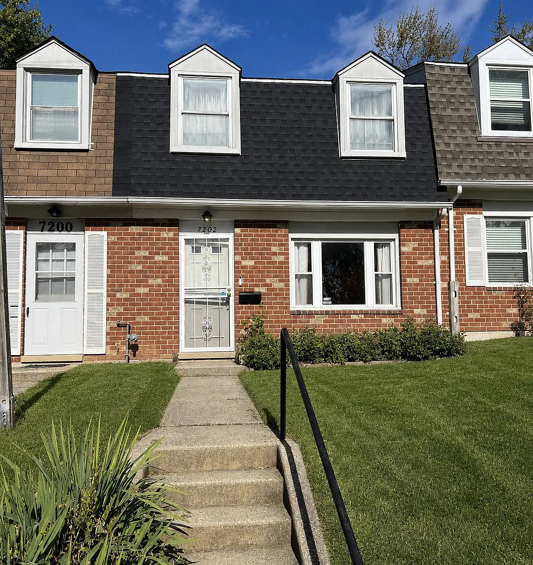 3 bed, 1350 sqft, $1,750 — Photo 1