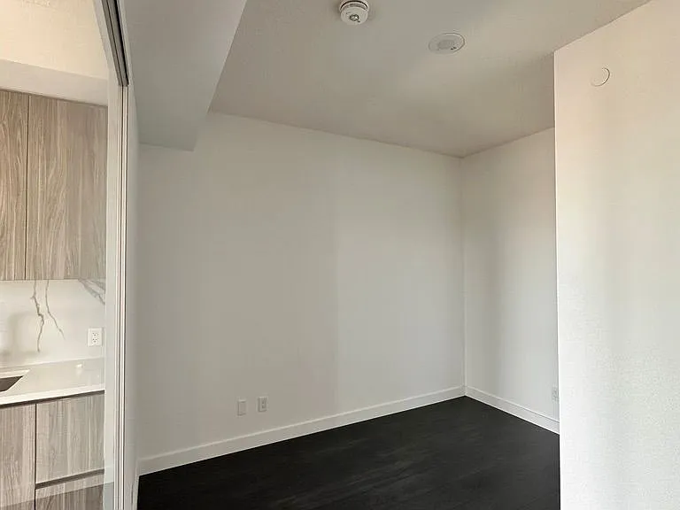 75 Billes Hts #1206 — Photo 9