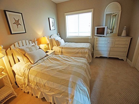 3rd image of 51 Ocean Ln APT 4309