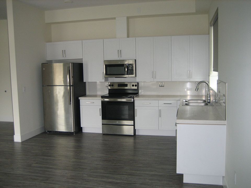 THE KITCHEN