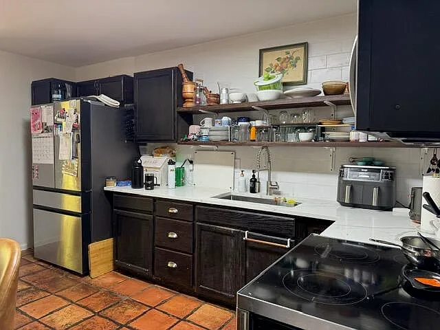 3803 Heather Dr W — Photo 6