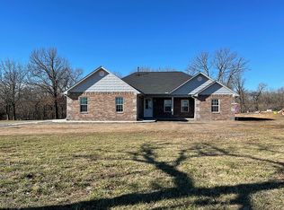 21091 S 530th Rd, Tahlequah, OK 74464