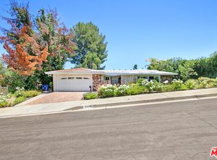 24648 Eilat St, Woodland Hills, CA 91367