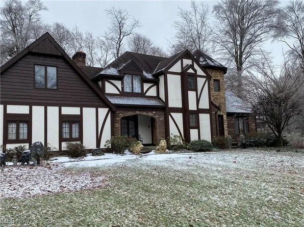 9466 Beryl St NW, Massillon, OH 44646