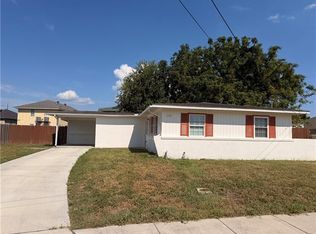 4747 Plauche Cir, New Orleans, LA 70126