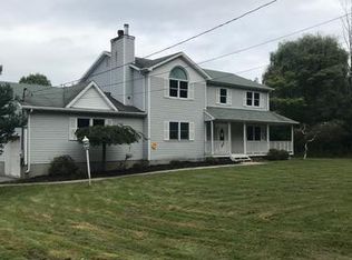 240 Sugarloaf Mountain Rd, Chester, NY 10918