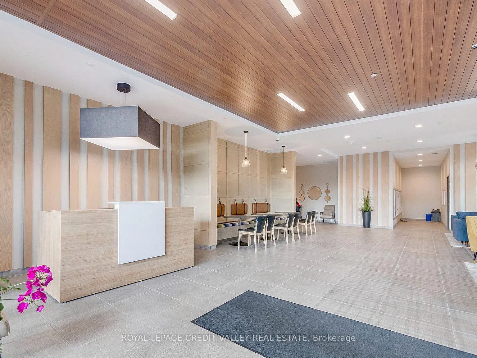 2 bed, $2,250 — Photo 2