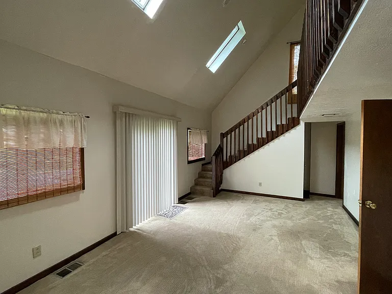 15003 Murrysville Rd — Photo 3