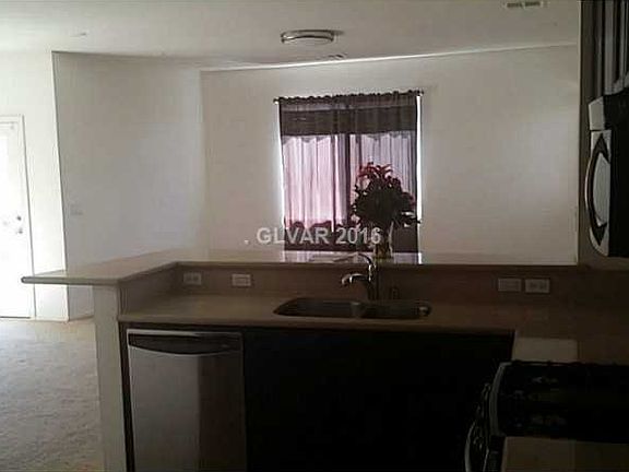 5th image of 9326 Hopcroft Ave