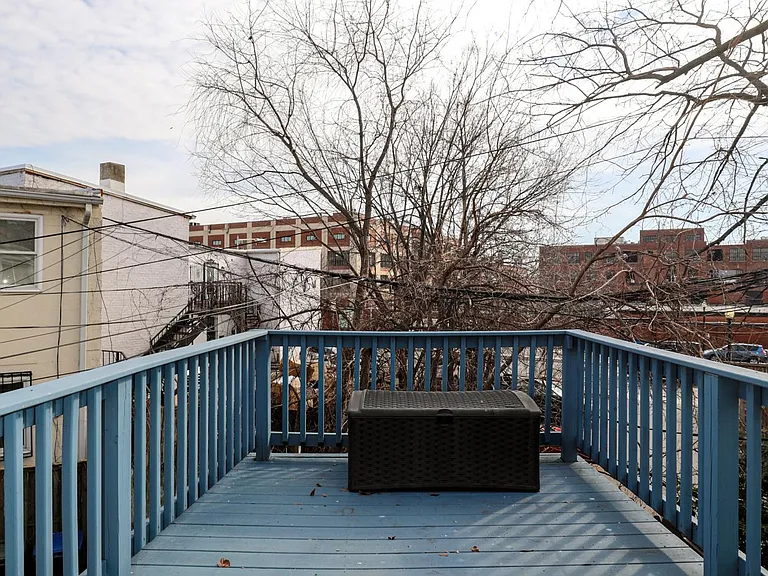 2nd floor - Back bedroom deck