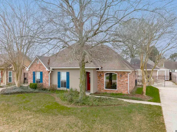 18575 White Oak Dr, Prairieville, LA 70769